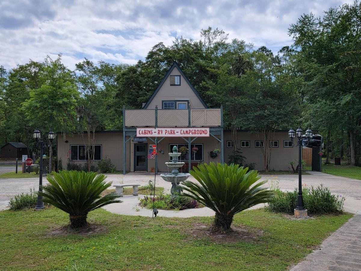 Okefenokee Pastimes Cabins And Campground Stanley Landing Экстерьер фото